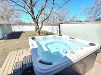 Hot Tub, 5 Minutes to Airport, Mall of America, Games, Family fun! - Wifi