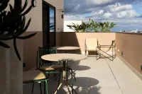 M31Boutique Suites - Barer