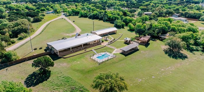 Cedar Creek Ranch on Lake Whitney Hotels in Hill County