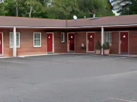 American Inn - parking