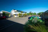 Alfresco Motor Lodge - Motels
