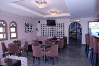 SeaBird Hotel - 3-Star