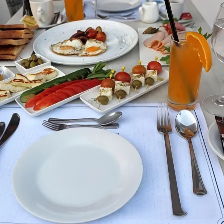 La Veranda De Larnaca