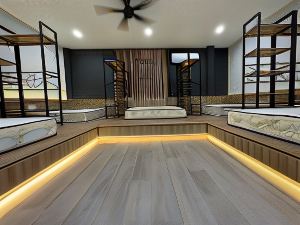 Dali Space Homestay (20pax)