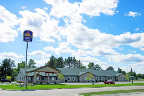 Crivitz Lodge