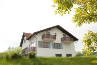 Guesthouse Žafran Hôtels à : Dreznik Grad