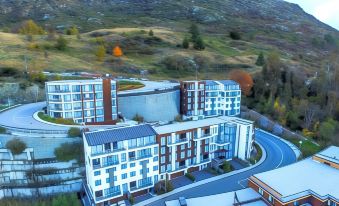 Queenstown Village Apartments