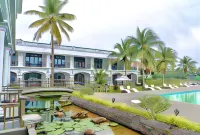 Lagoon Sarovar Premiere Resort - Pondicherry - Pools