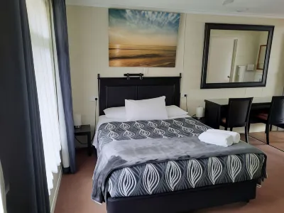 Flying Spur Motel Hotel di Newtown