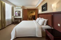 Golden Boutique Hotel Kemayoran Hotels near Kemayoran Station