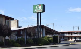 Olympic Inn & Suites