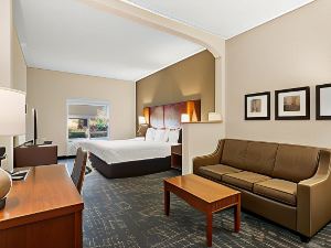 Comfort Suites Kansas City-Liberty