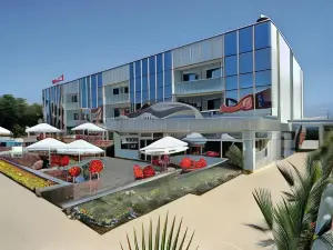 Dodo Beach Club Adults Only