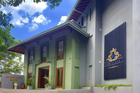 Mount Blue Kandy