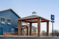 AmericInn by Wyndham Williamsburg Hotels in Iowa County