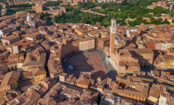 2. 피콜로 호텔 에..