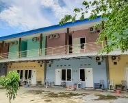 Sky in Homestay Syariah Near Rsud Sogaten Mitra RedDoorz Hotels in Manguharjo