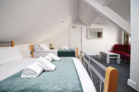 Stylish Group Stay - 4Beds Flat at Swansea Centre