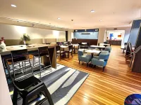 MainStay Suites St. Louis Airport Hotel di Bridgeton