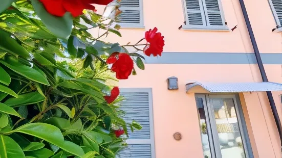 Marinella Guest House