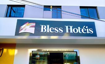 Hotel Bless