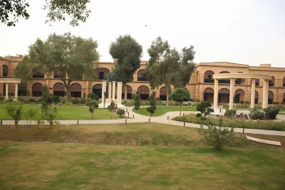 Peshawar Barracks Estb-1867 Hotels near Dabgari Gate