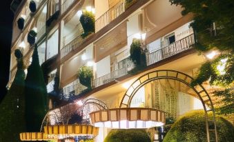 Merry Land Hotel
