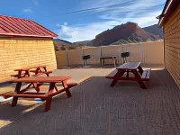 Red Canyon Cabins - 2-Star