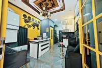Yellow Mansion