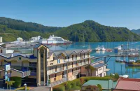 Beachcomber Inn Picton Hotels in Picton