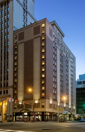 Hampton Inn Cleveland-Downtown Отели рядом с достопримечательностью «Зал славы рок-н-ролла»