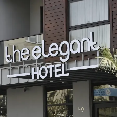 The Elegant Hotel Отели рядом с достопримечательностью «Университет Bilgi»