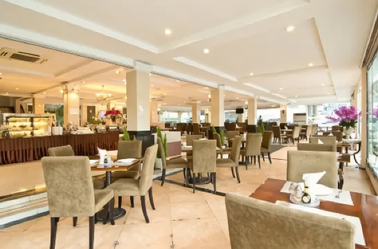 LK Mantra Pura Resort