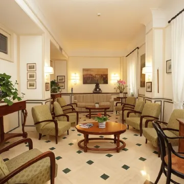 Hotel Villa di Sorrento Отели рядом с достопримечательностью «Пляж Петерс»