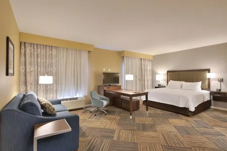Hampton Inn & Suites Chippewa Falls Отели в г. Чиппева Фолс