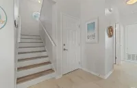 Steps to the Beach, Pool & Pier – Your Pensacola Escape with Hot Tub