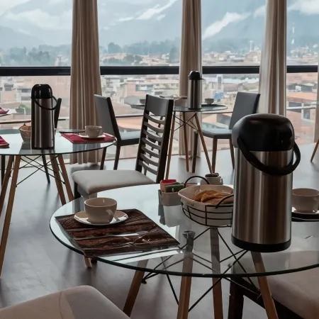 Hotel California Urubamba