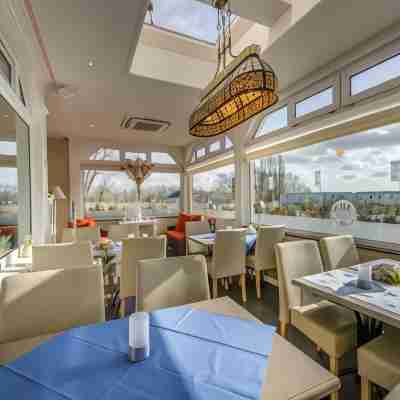 Ara Dune Hotel Dining/Meeting Rooms