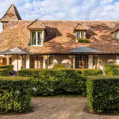 LES HAUTS DE LOIRE Hotel Exterior
