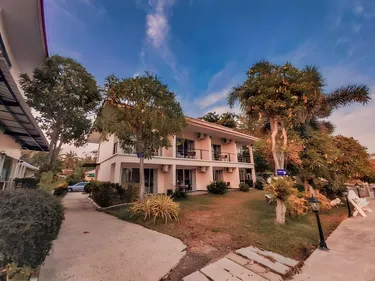 รูปภาพของนพรัตน์ การ์เด้น รีสอร์ท อัมพวา