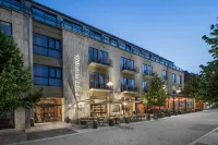 赫維茲邦維塔爾酒店-限成人入住 酒店