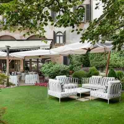 Hotel Villa Cipriani Hotel Exterior