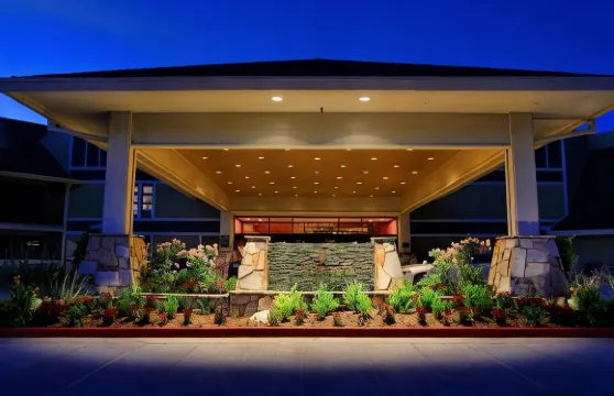 箭頭湖水療度假村