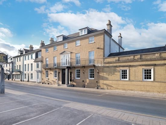 The Kings Arms Hotel