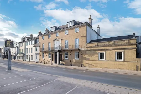 The Kings Arms Hotel