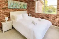 5acres, 5bdr, Hunter Valley Vineyards, Fireplace, Pool, Secluded, Nature views