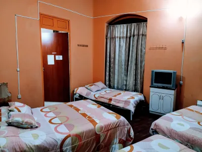 Hostal Latitud Ecuem Hotel di 