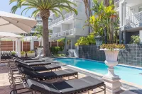 Romney Park Luxury Apartments by the Stay Collection - Private Pools