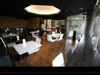 Green Rich Hotel Suizenji - Desayuno