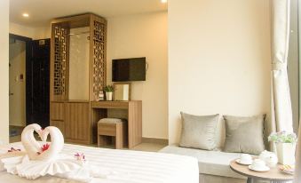An Hoi Canary Hotel